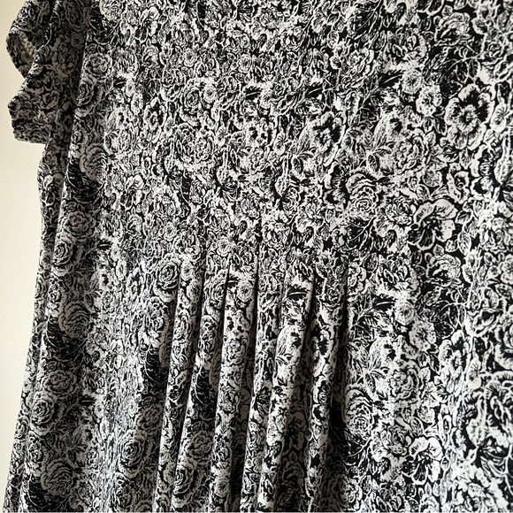 Agnes Orinda Floral Inverted Box Pleat Boho Dress - Picture 6 of 13